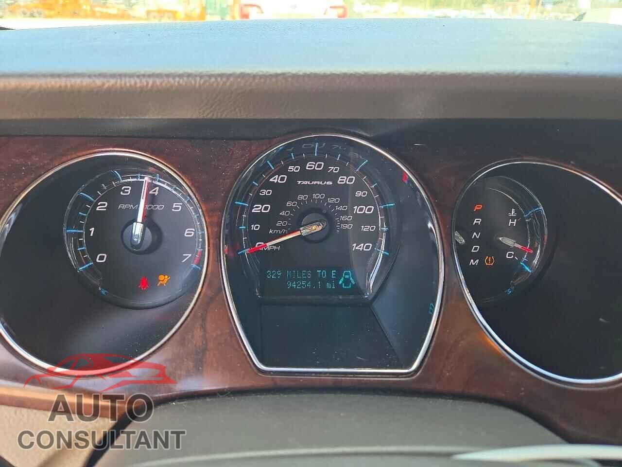 FORD TAURUS 2010 - 1FAHP2FW7AG156864