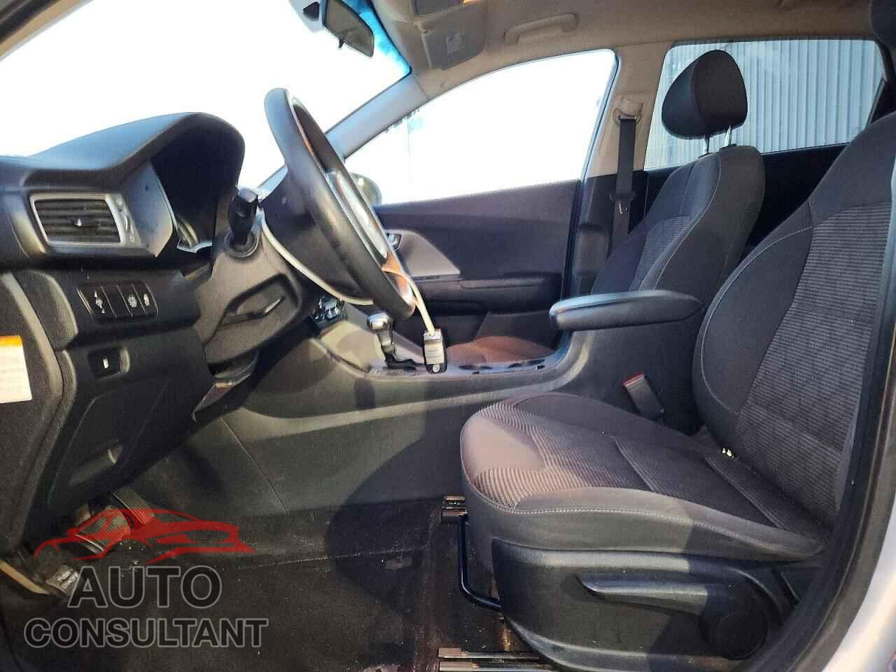 KIA NIRO 2018 - KNDCB3LCXJ5116907