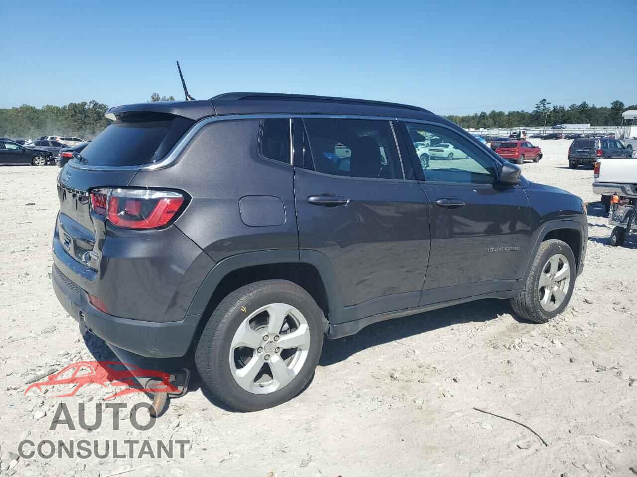 JEEP COMPASS 2018 - 3C4NJDBB8JT456096