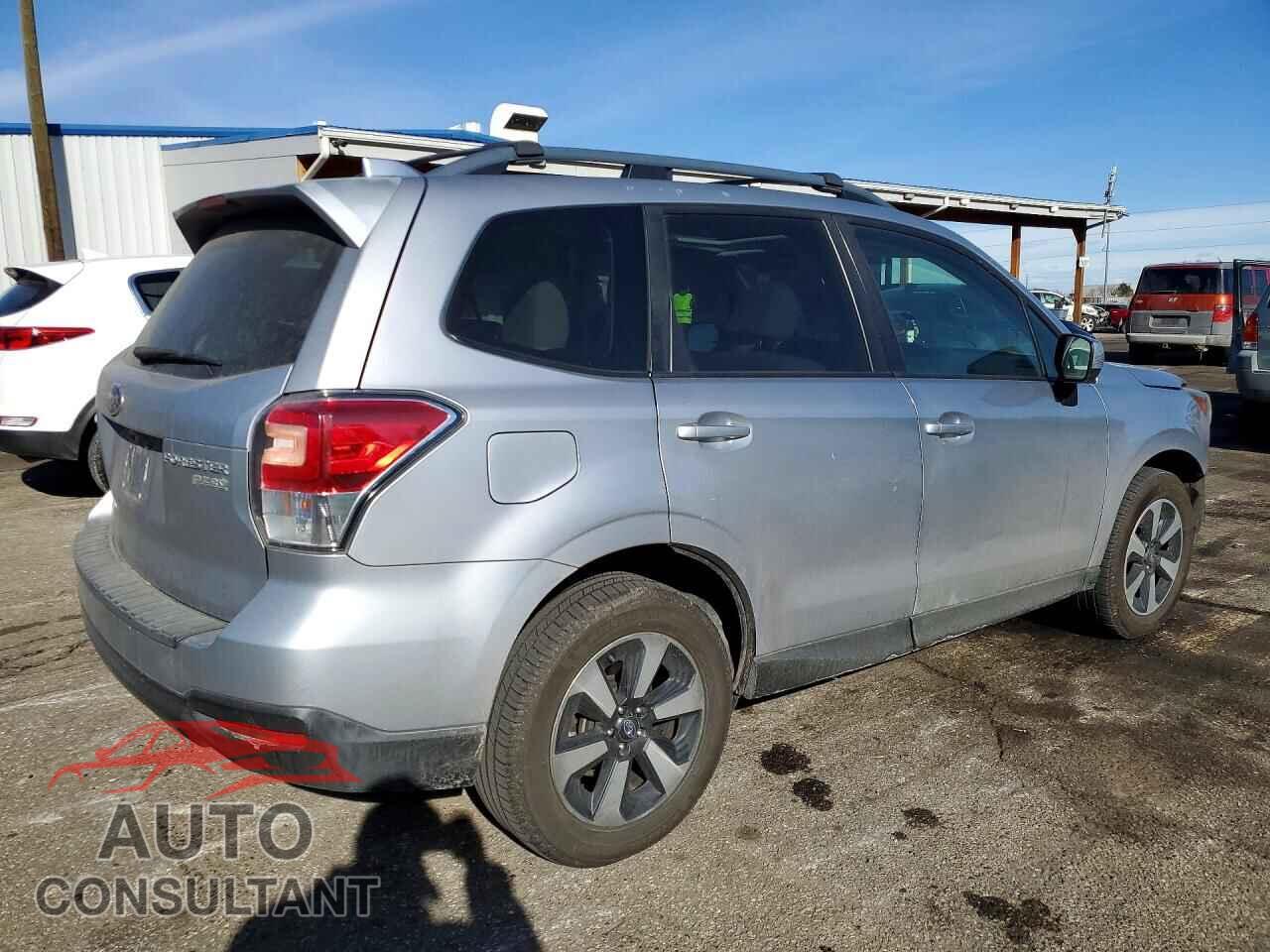 SUBARU FORESTER 2017 - JF2SJAEC4HH415819