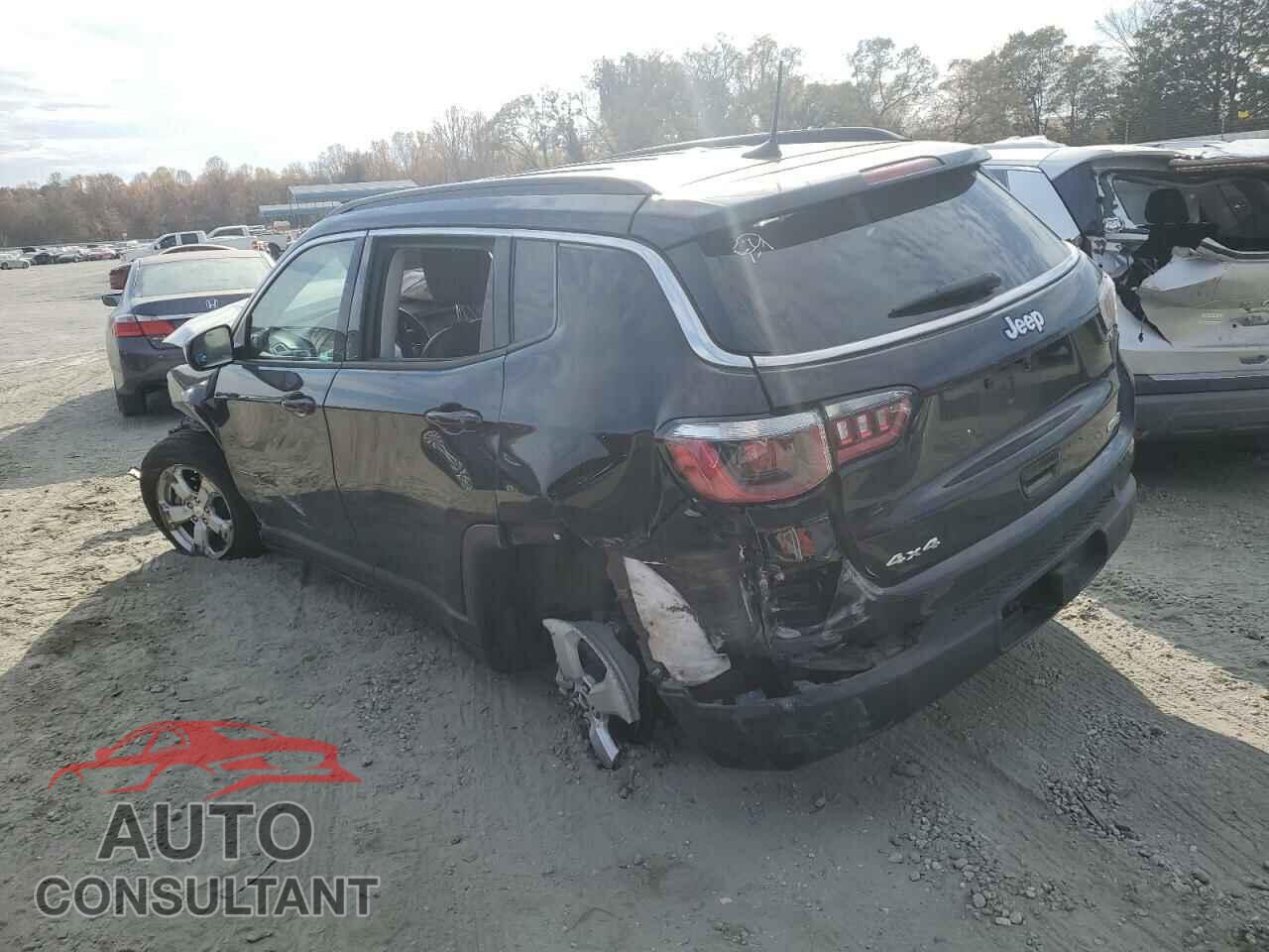 JEEP COMPASS 2018 - 3C4NJDBB3JT200657