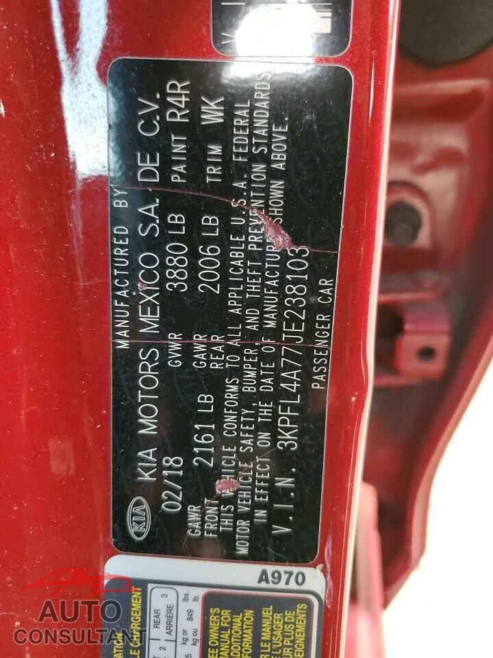 KIA FORTE 2018 - 3KPFL4A77JE238103