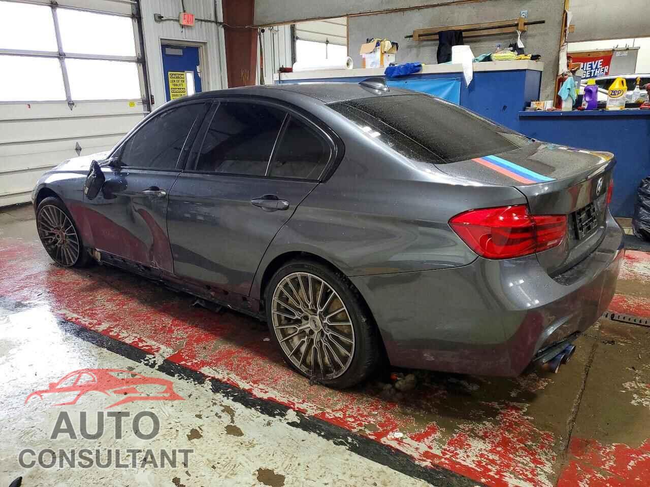 BMW 3 SERIES 2017 - WBA8D9C38HA012014
