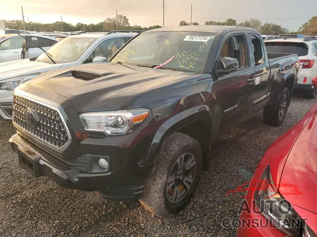 TOYOTA TACOMA 2018 - 5TFSZ5AN0JX150494