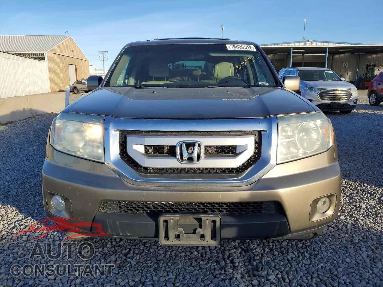 HONDA PILOT 2011 - 5FNYF4H43BB048094