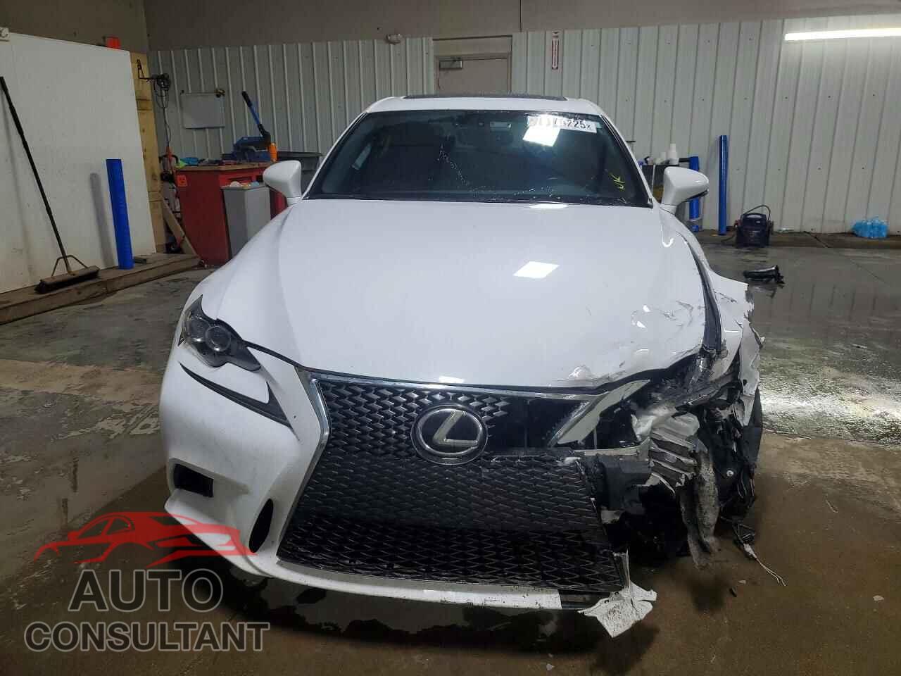 LEXUS IS 2015 - JTHCF1D23F5024767
