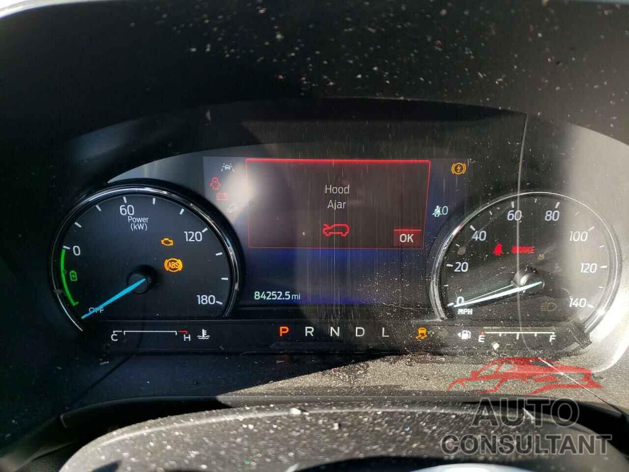 FORD ESCAPE 2021 - 1FMCU9BZ4MUB04972