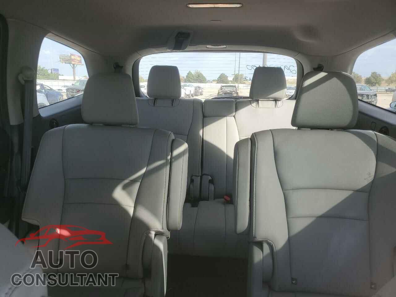 HONDA PILOT 2020 - 5FNYF5H66LB012750