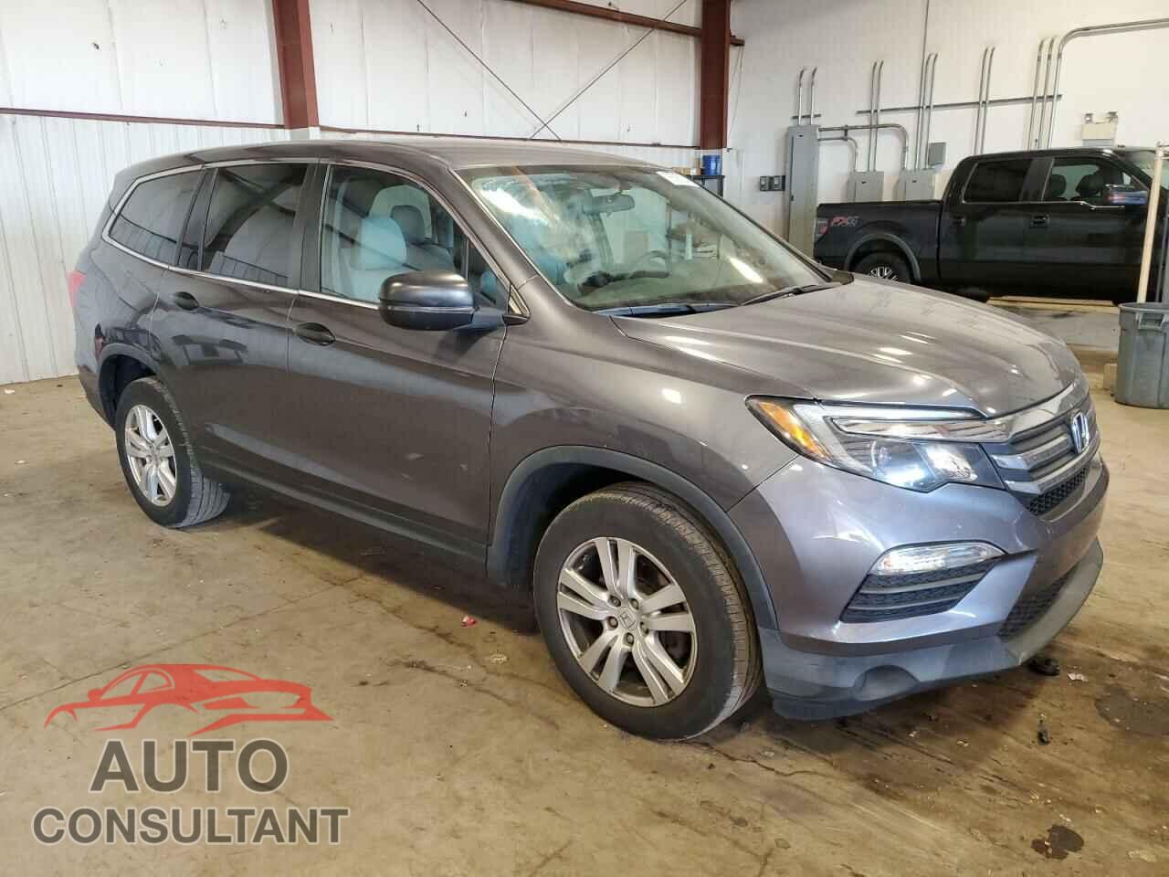 HONDA PILOT 2016 - 5FNYF6H11GB112707