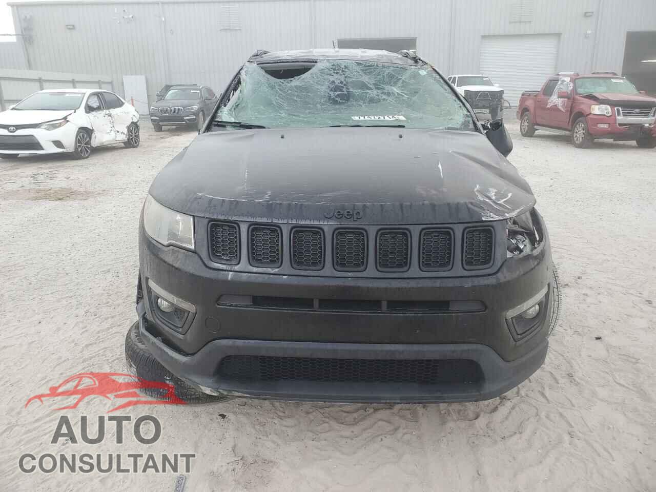 JEEP COMPASS 2019 - 3C4NJDBB0KT623181