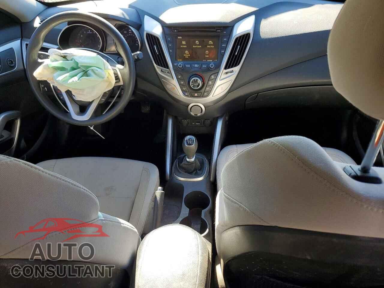 HYUNDAI VELOSTER 2013 - KMHTC6AD4DU149627