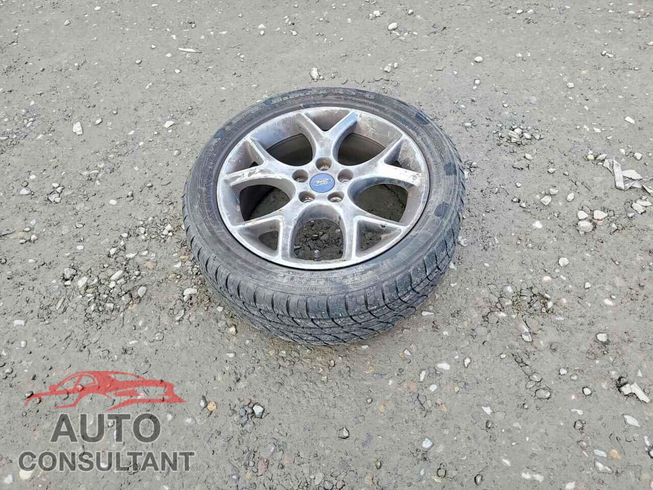 FORD FOCUS 2014 - 1FADP3K2XEL157169