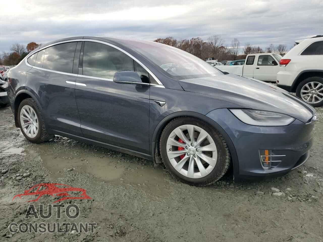 TESLA MODEL X 2020 - 5YJXCBE45LF239496
