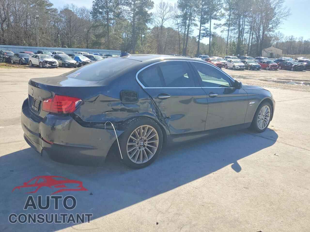 BMW 5 SERIES 2011 - WBAFU7C57BC870633