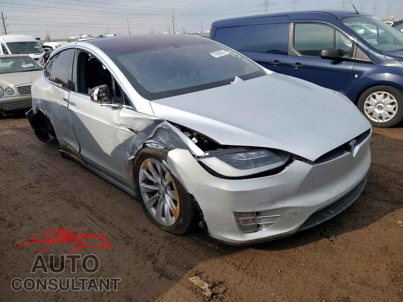 TESLA MODEL X 2016 - 5YJXCBE26GF020566