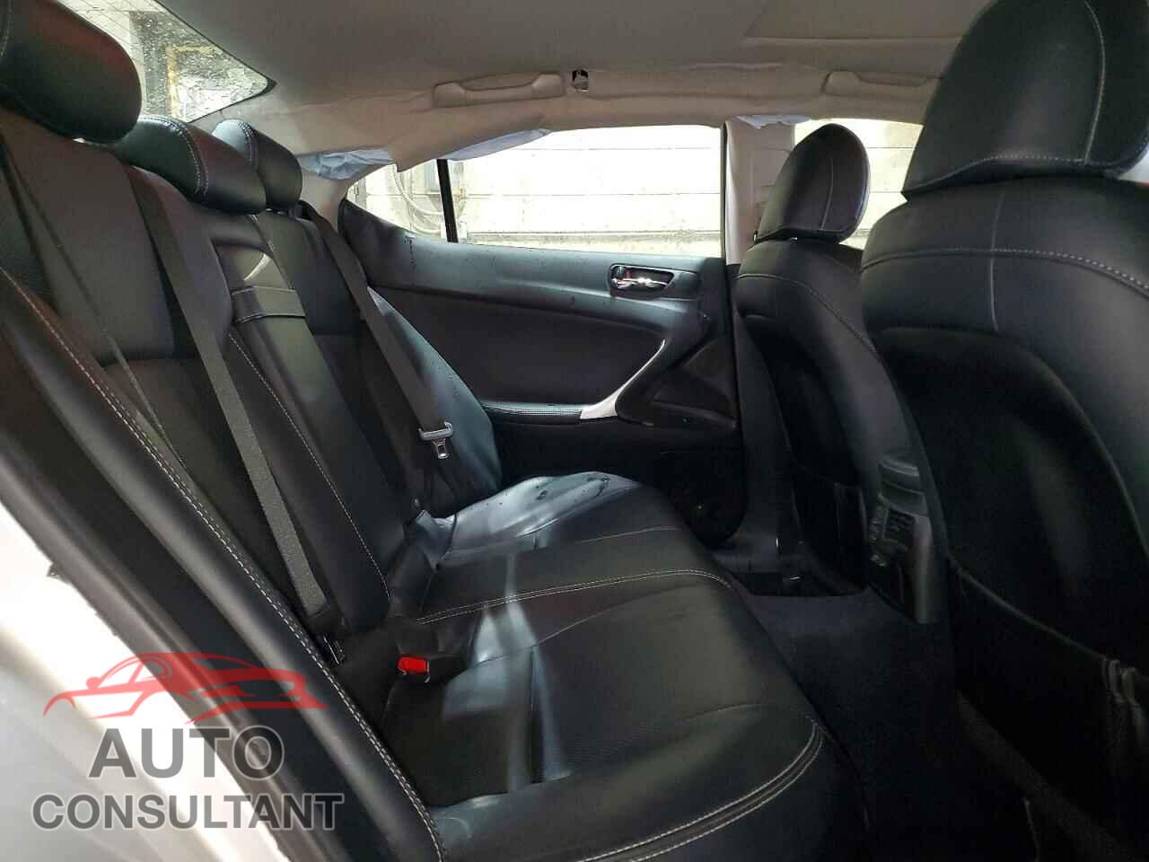 LEXUS IS 250 2011 - JTHCF5C22B5052529
