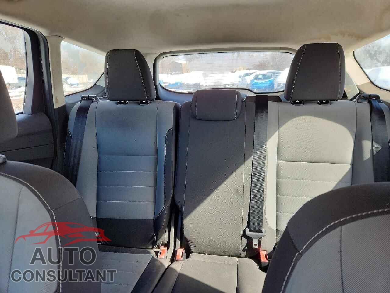 FORD ESCAPE 2017 - 1FMCU0F76HUD59858