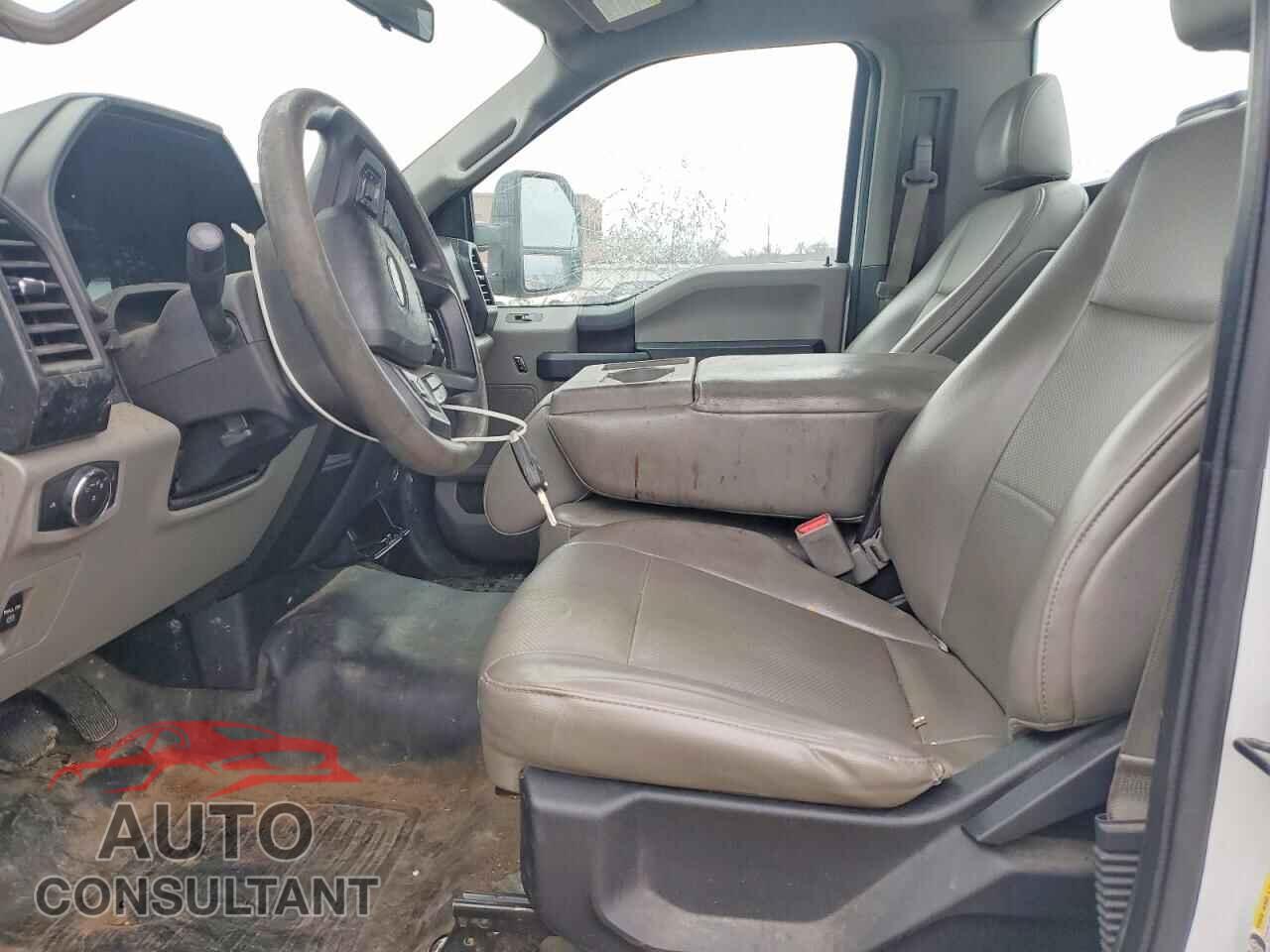 FORD F150 2017 - 1FTMF1C8XHKC08247