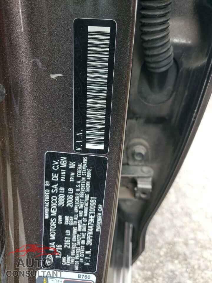 KIA FORTE 2017 - 3KPFK4A79HE100981