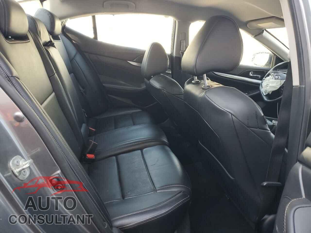 NISSAN MAXIMA 2021 - 1N4AA6CV9MC511776
