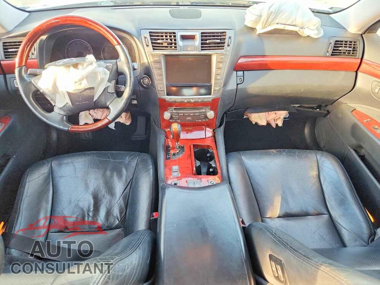 LEXUS LS500 2011 - JTHBL5EF8B5104833