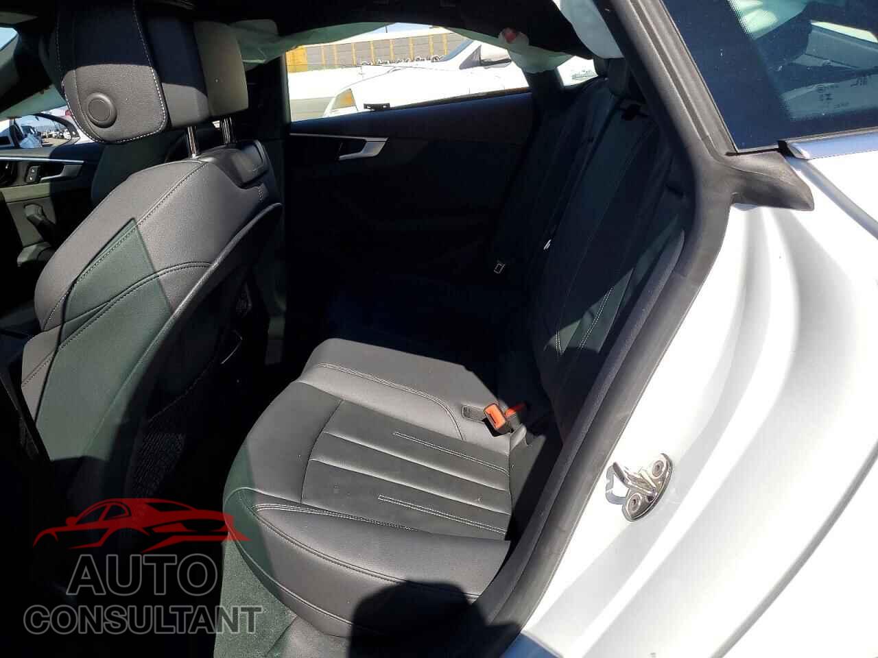 AUDI A5 2023 - WAUDACF53PA067471