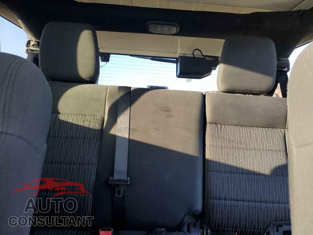 JEEP WRANGLER 2011 - 1J4HA5H10BL617775