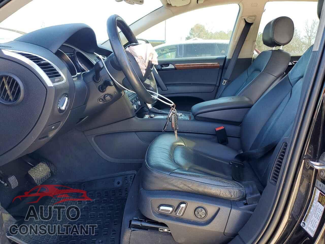 AUDI Q7 2015 - WA1LGAFE9FD005159