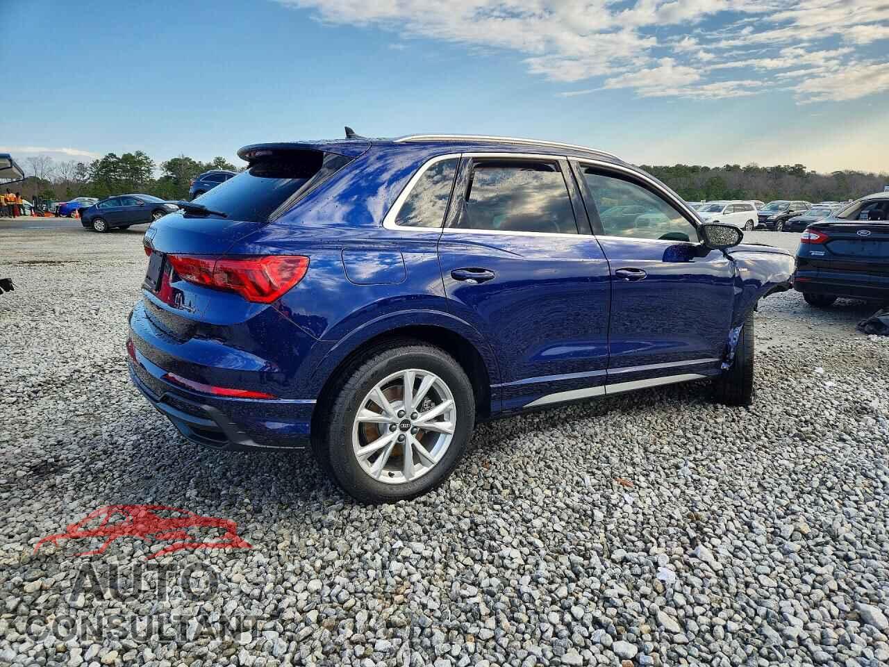 AUDI Q3 2021 - WA1DECF38M1100587