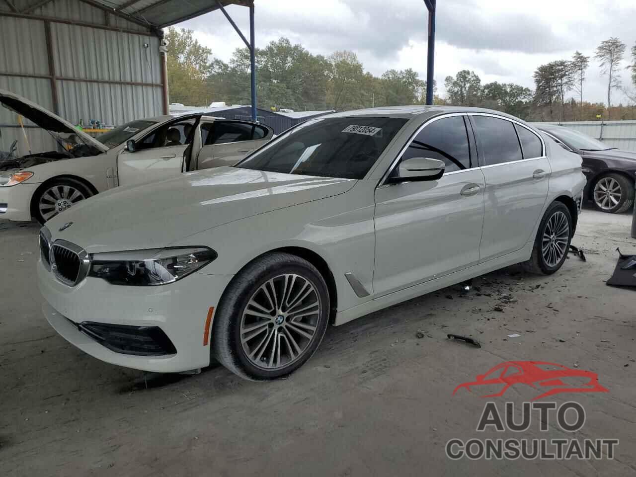 BMW 5 SERIES 2019 - WBAJA5C58KWA57830