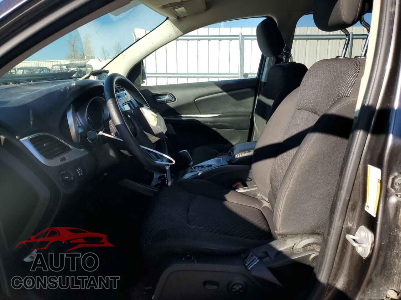 DODGE JOURNEY 2017 - 3C4PDCBG5HT521681