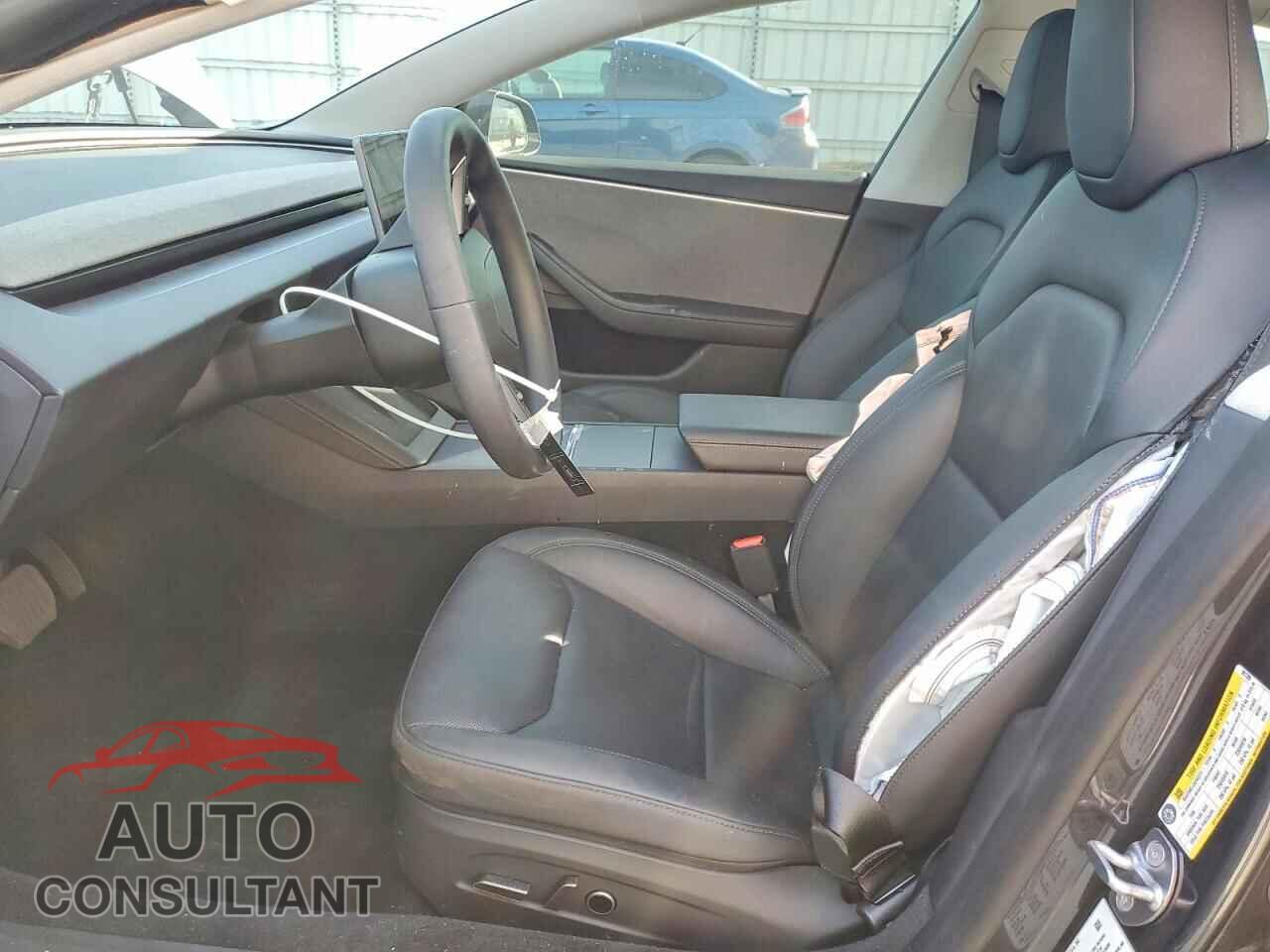 TESLA MODEL 3 2025 - 5YJ3E1EA4SF991309