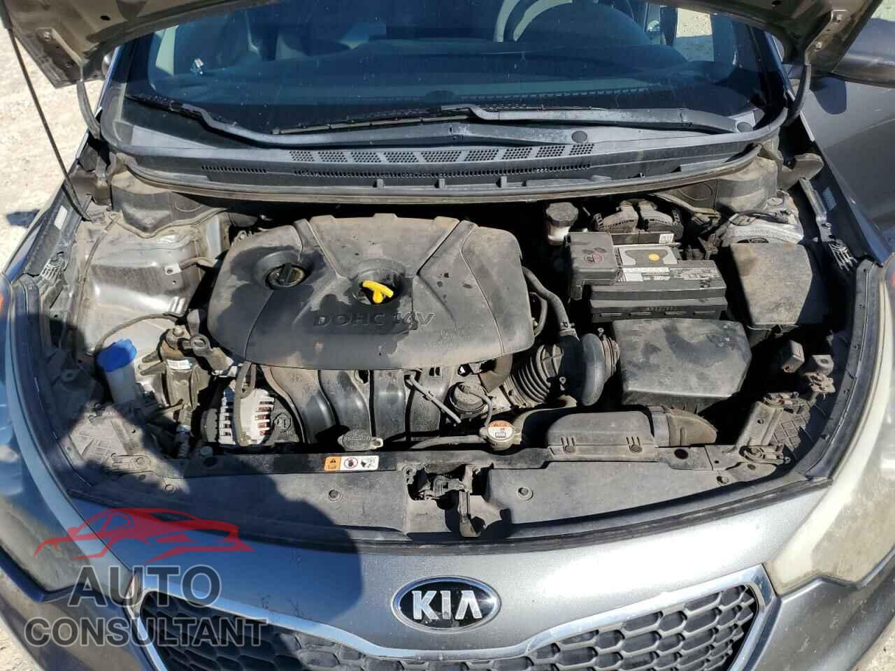 KIA FORTE 2016 - KNAFX4A65G5519314