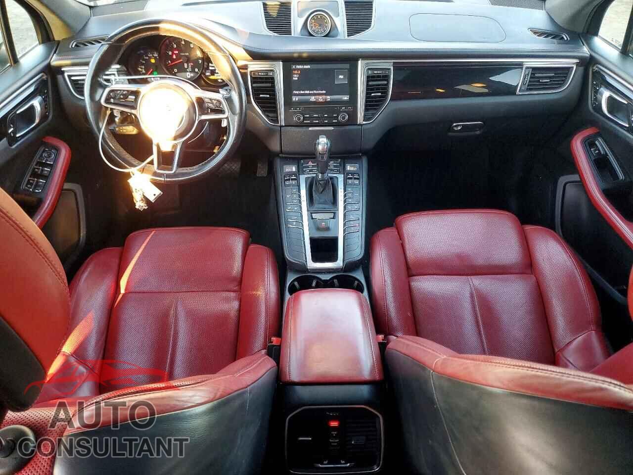 PORSCHE MACAN 2018 - WP1AA2A58JLB07061