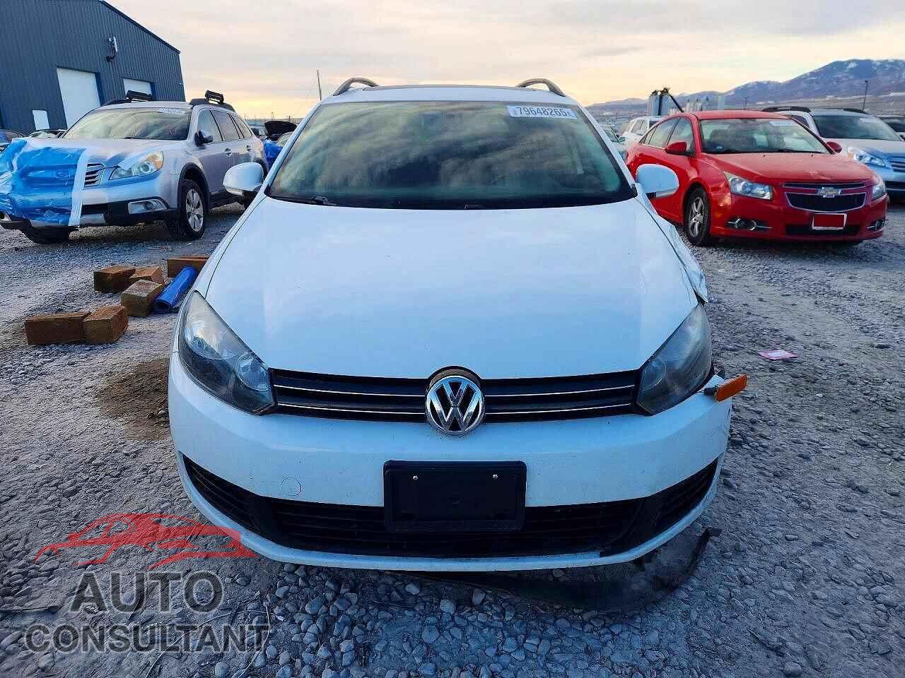 VOLKSWAGEN JETTA 2014 - 3VWPL7AJ4EM610992