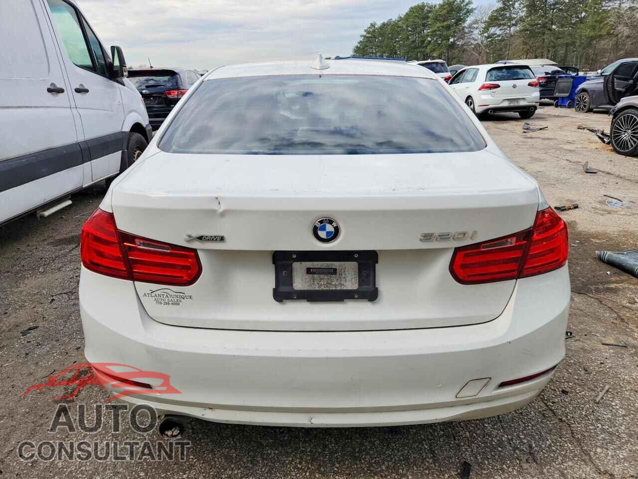 BMW 320 2014 - WBA3C3C56EF984883