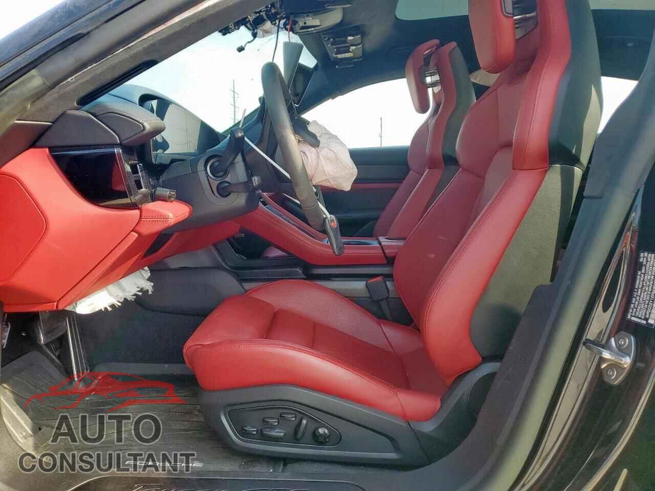 PORSCHE TAYCAN GTS 2023 - WP0CD2Y12PSA90330