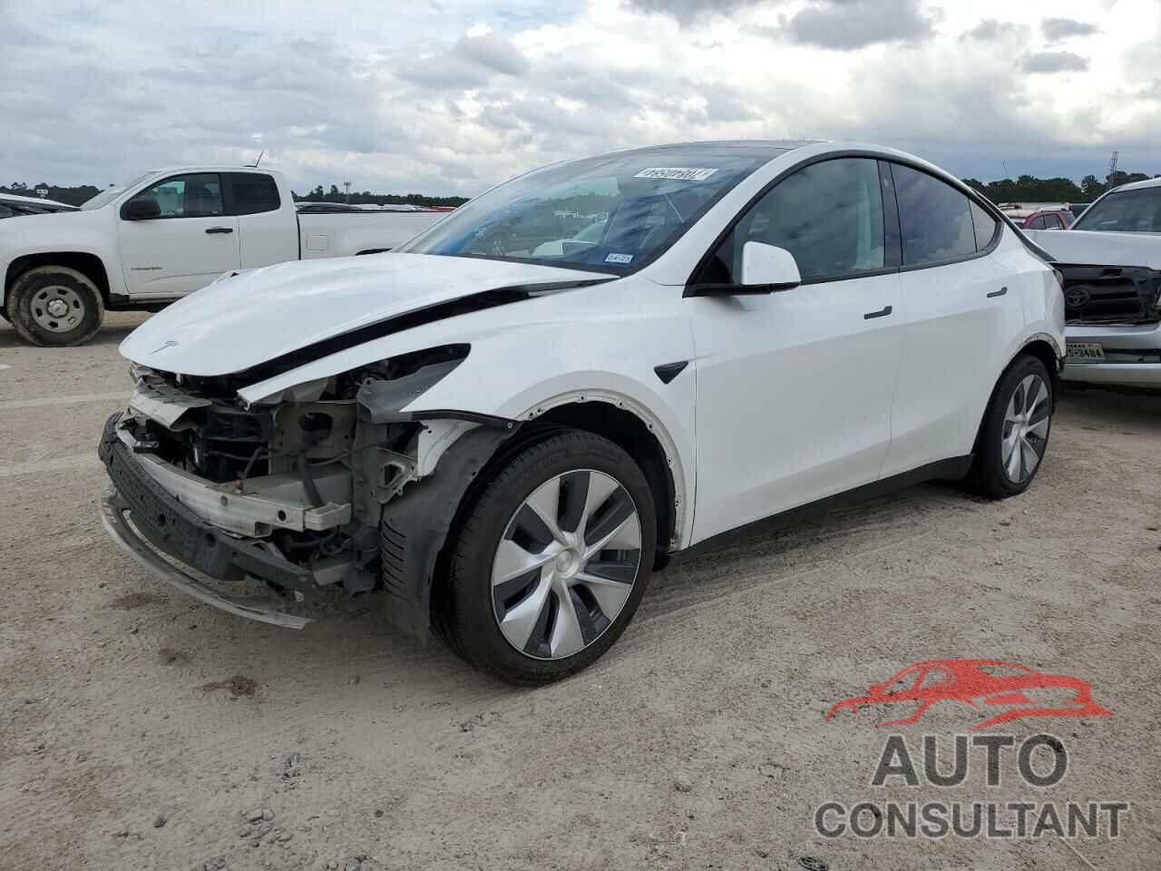 TESLA MODEL Y 2021 - 5YJYGDED3MF134168