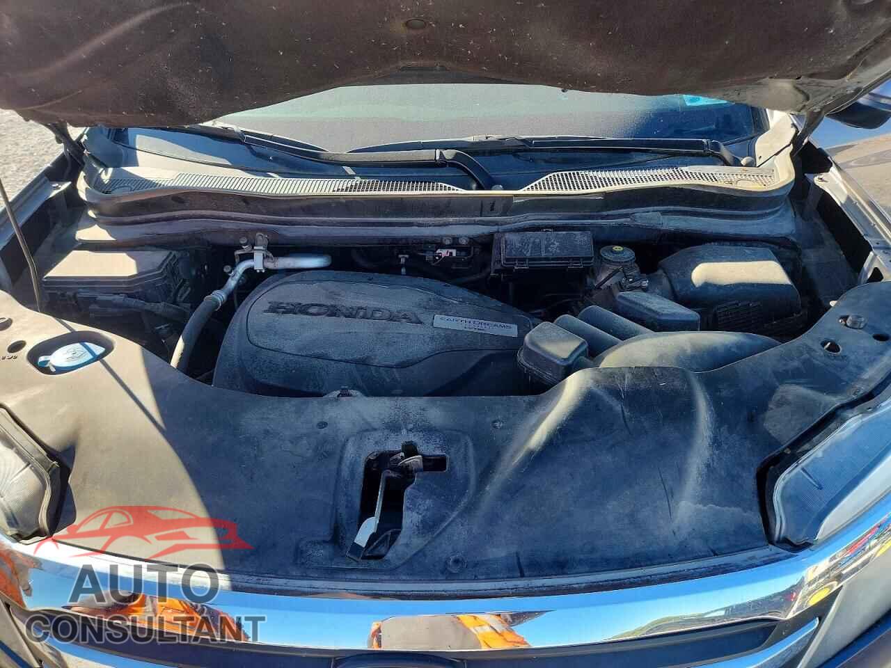 HONDA PILOT 2017 - 5FNYF6H81HB034654
