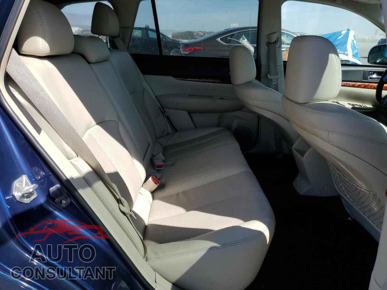 SUBARU OUTBACK 2011 - 4S4BRBKC7B3437833