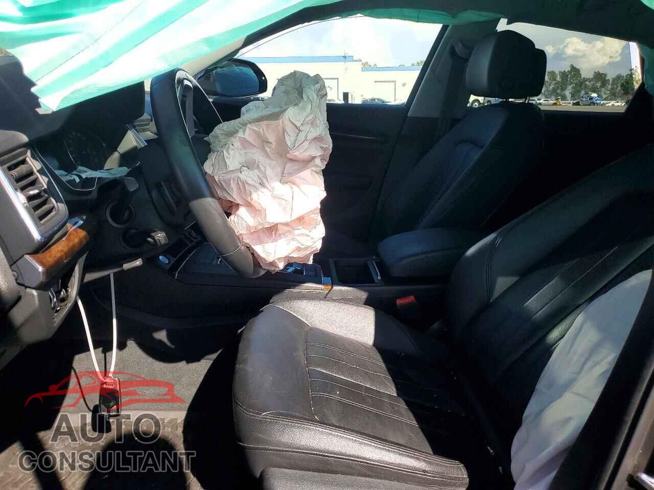 AUDI Q5 2019 - WA1ANAFY8K2093151