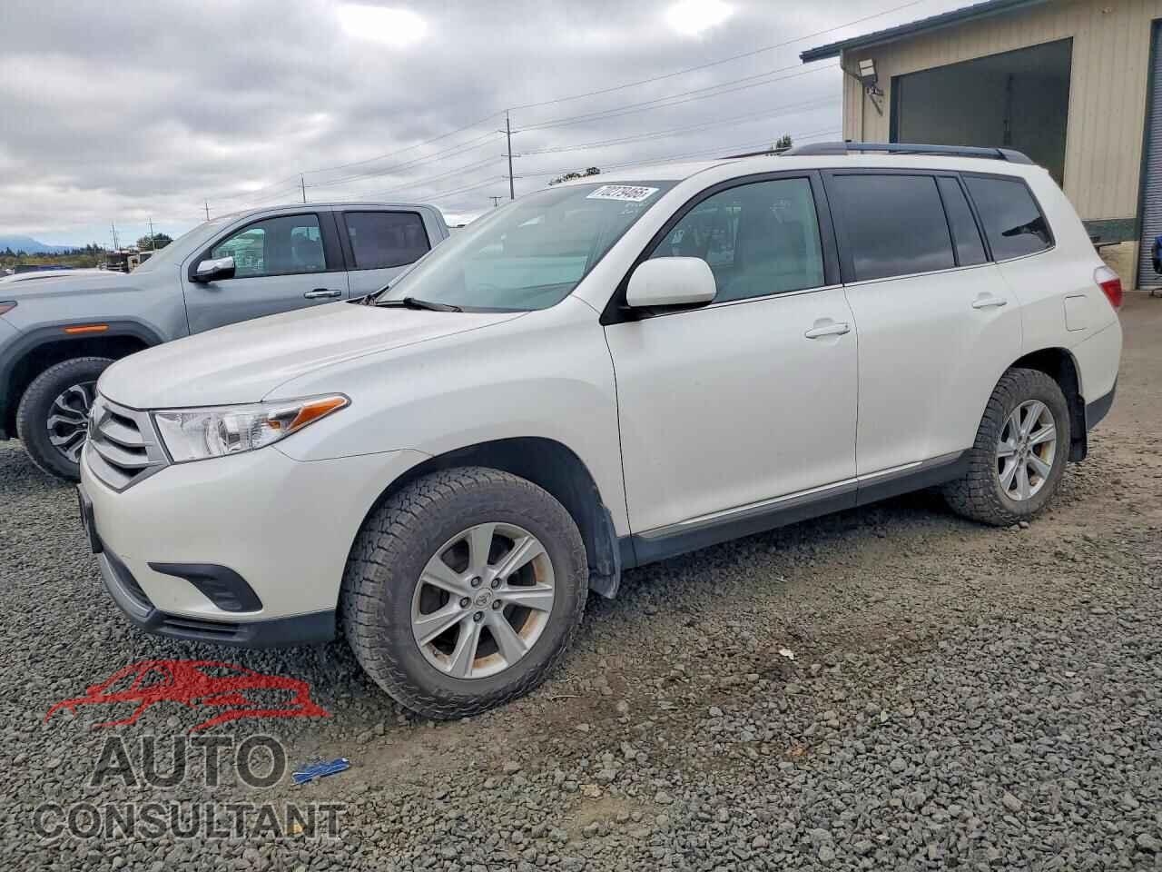 TOYOTA HIGHLANDER 2012 - 5TDBK3EH0CS100197