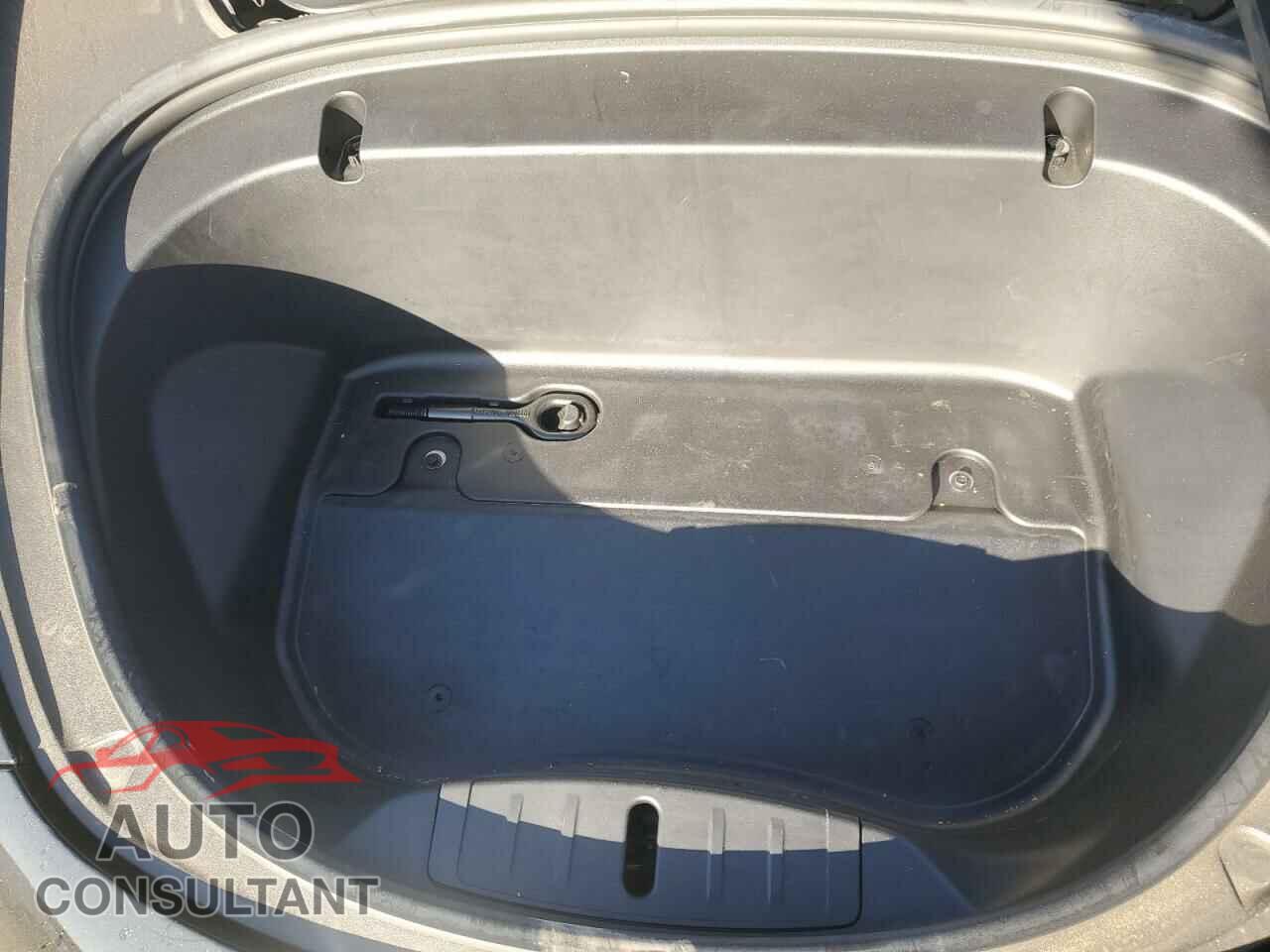 TESLA MODEL 3 2020 - 5YJ3E1EA8LF661979