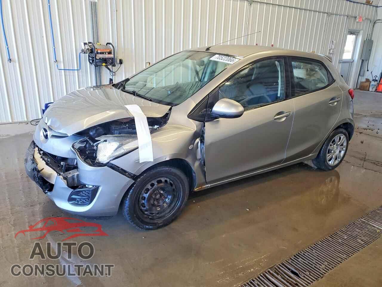 MAZDA 2 2011 - JM1DE1HZ0B0124218