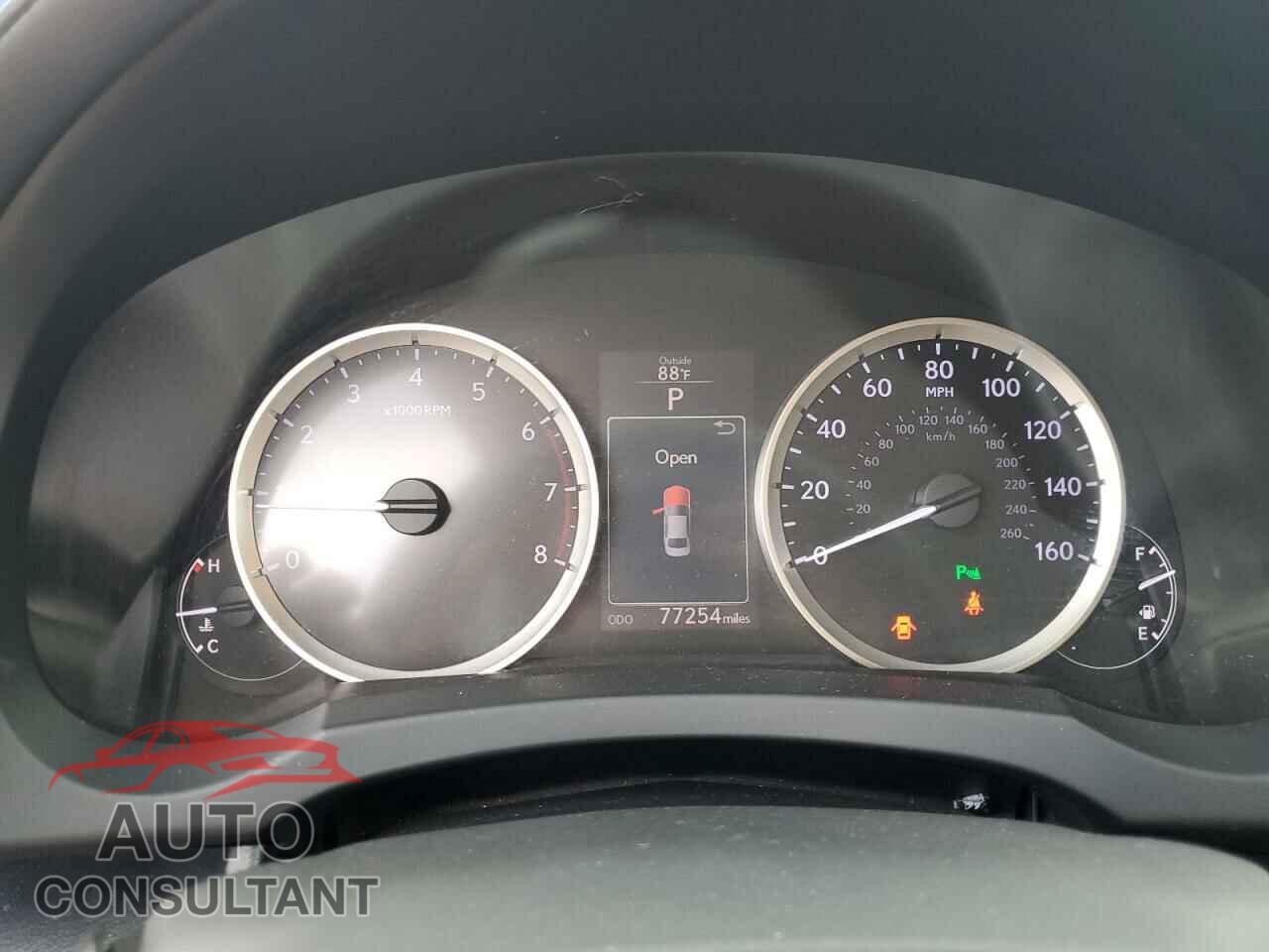 LEXUS IS 2016 - JTHBA1D22G5019846