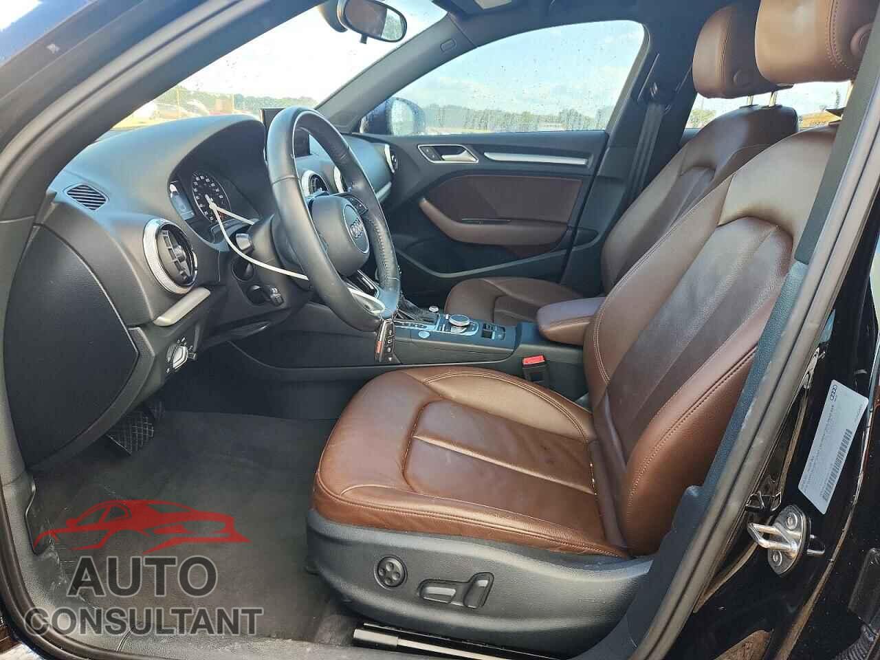 AUDI A3 2018 - WAUAUGFF8J1071128