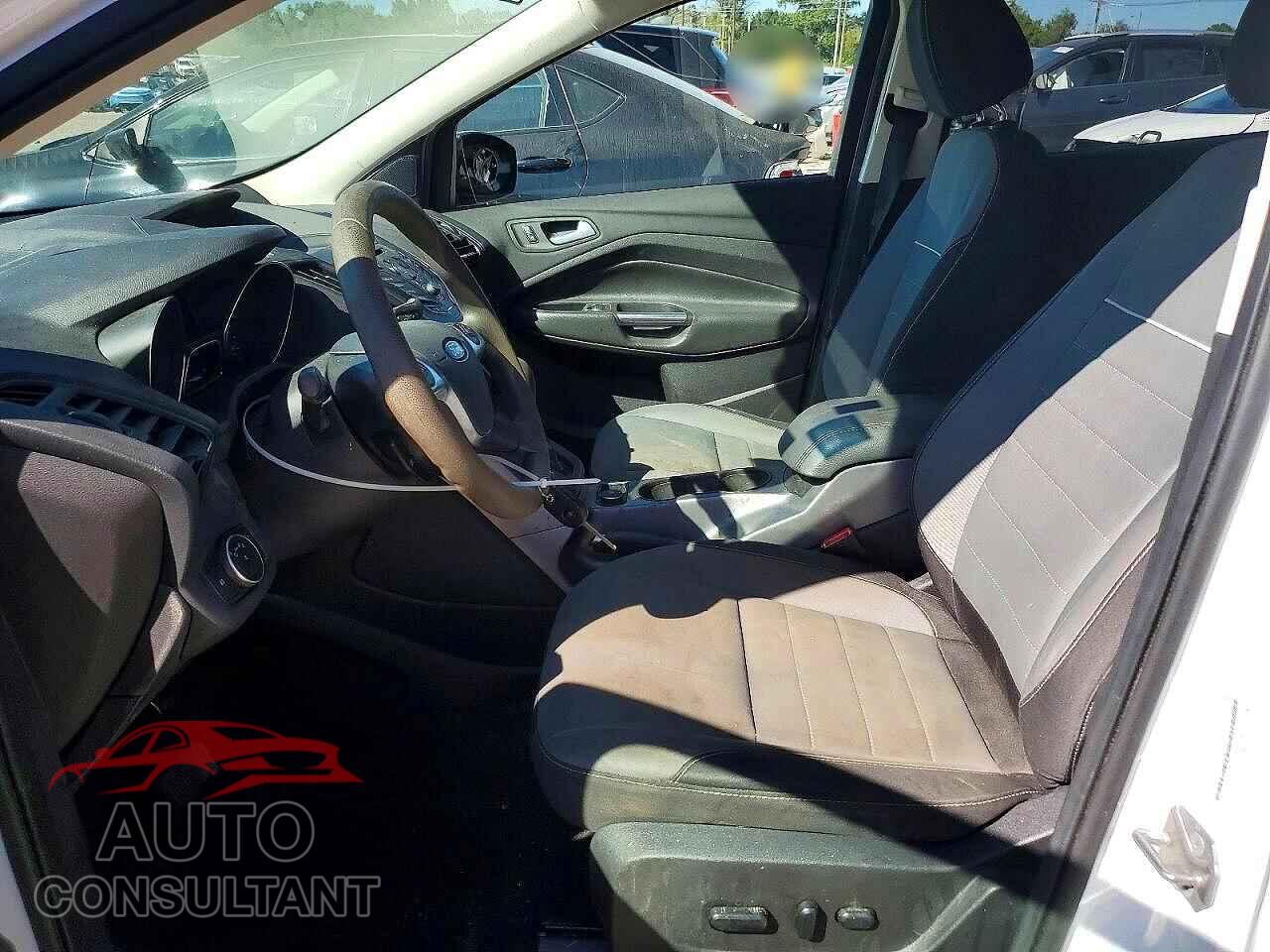 FORD ESCAPE 2015 - 1FMCU0G78FUC87556