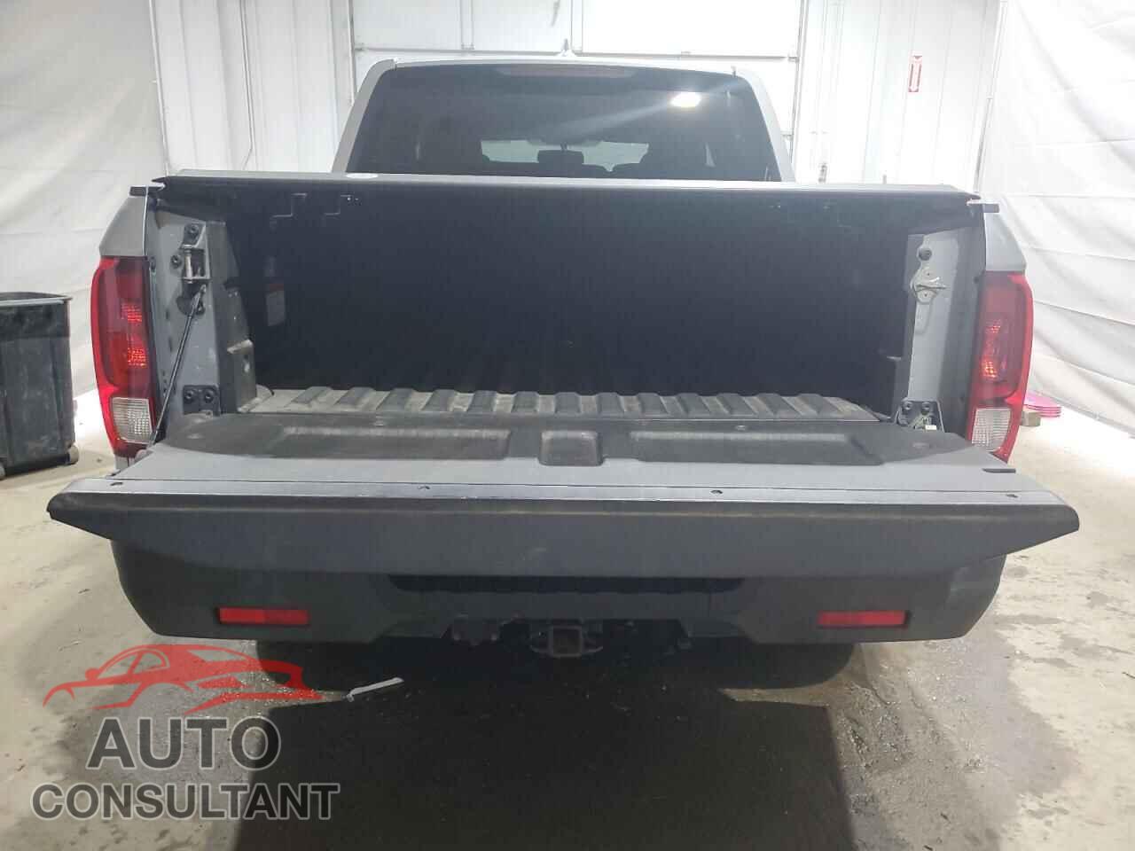 HONDA RIDGELINE 2017 - 5FPYK3F63HB003179