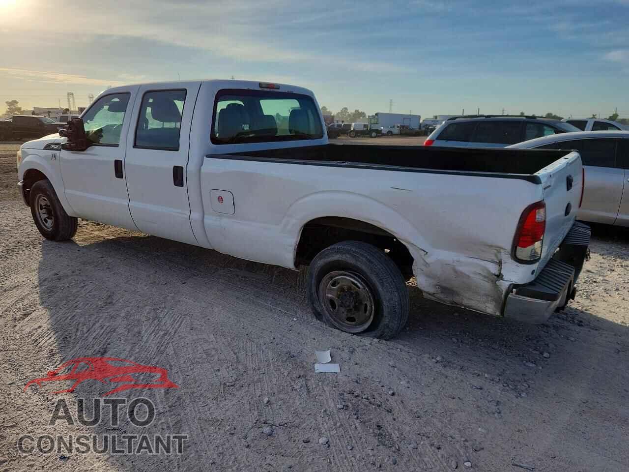 FORD F250 2011 - 1FT7W2A66BEC70657