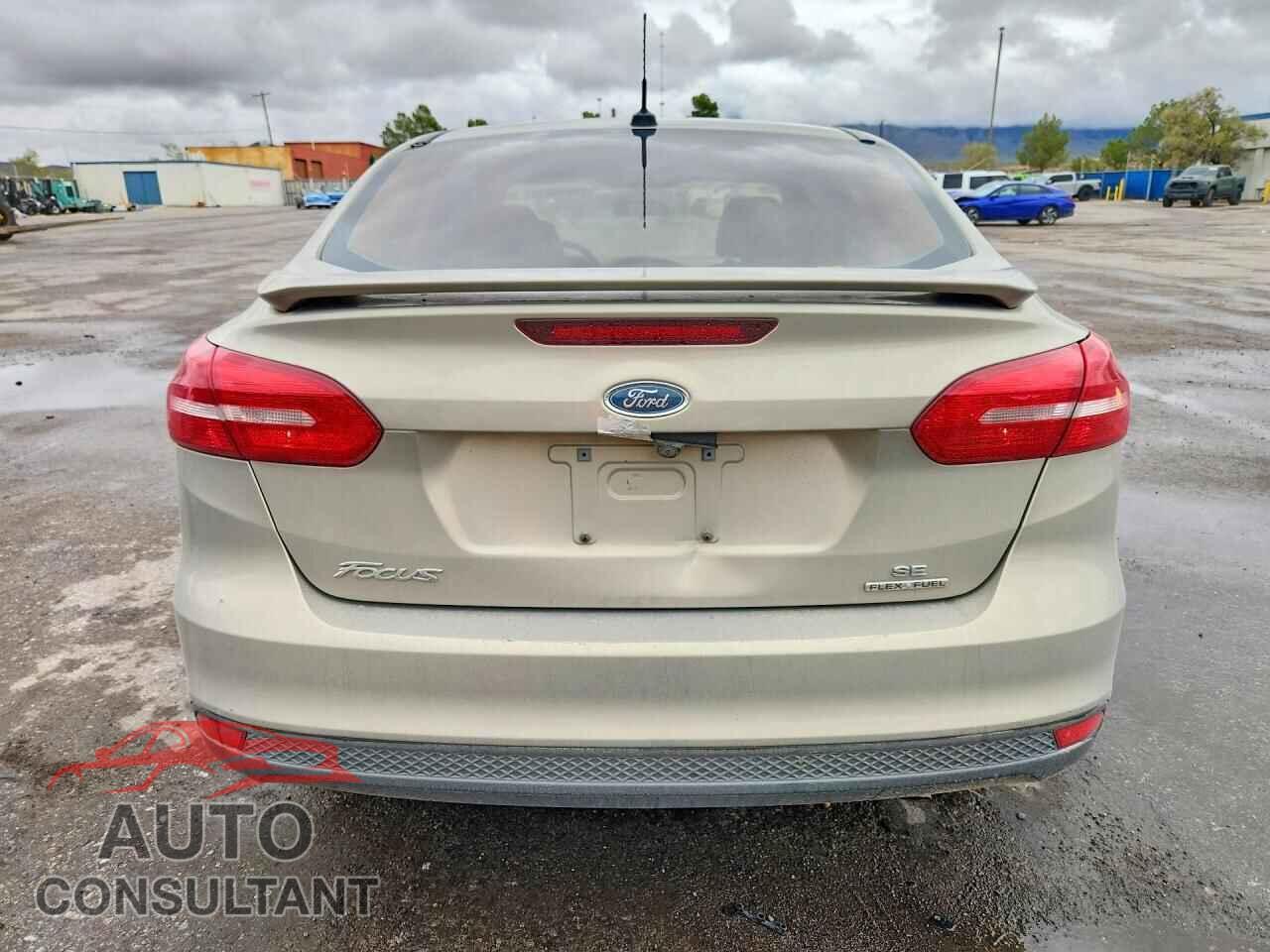 FORD FOCUS 2015 - 1FADP3F25FL287212